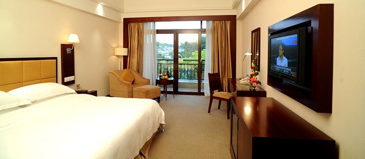 Green Lotus Hotel
