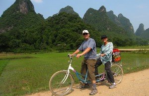 Giro in campagna di Yangshuo Giro in campagna di Yangshuo