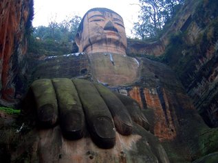 buddha gigante